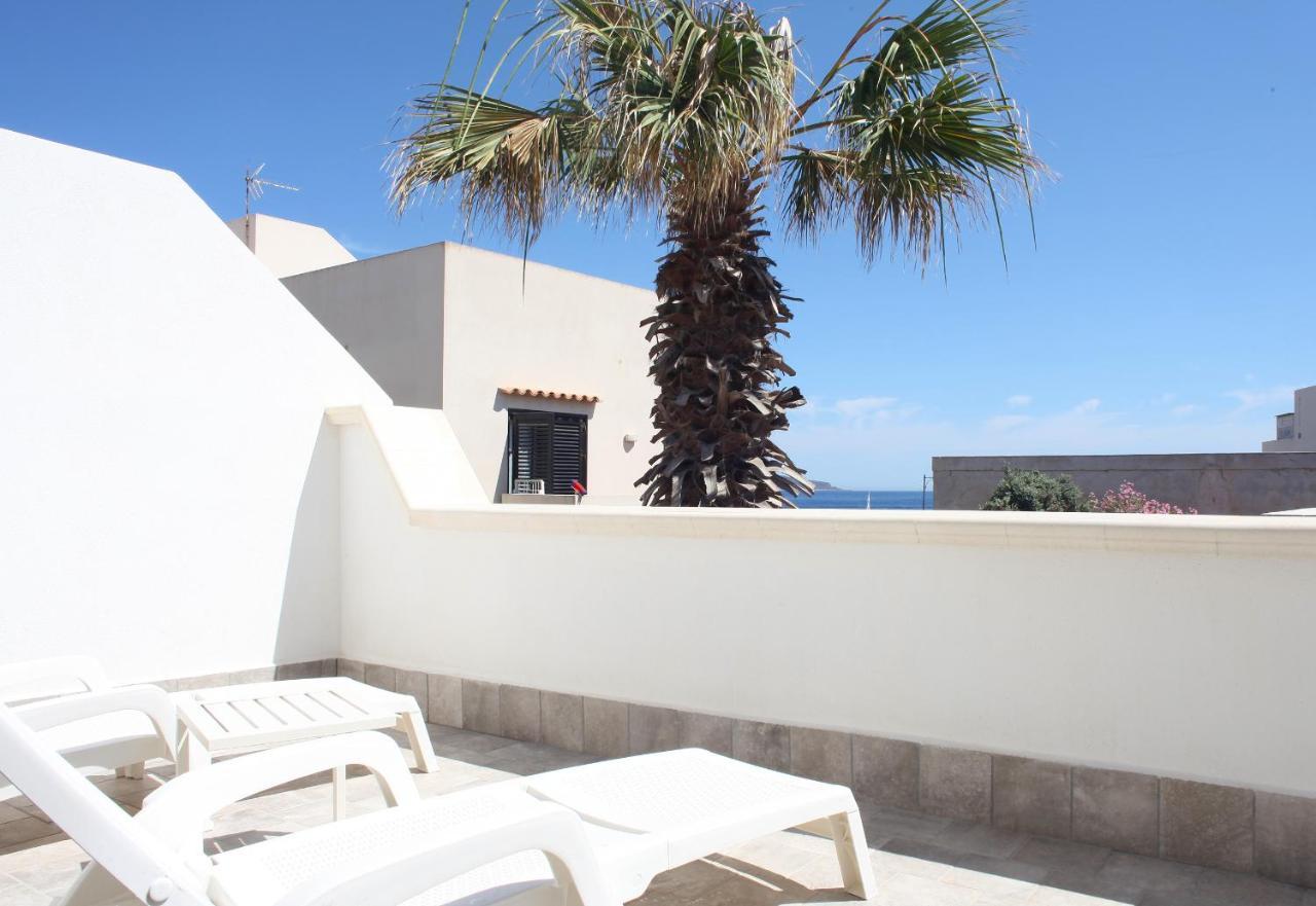 Casa Maja rooms&suites Favignana Bagian luar foto